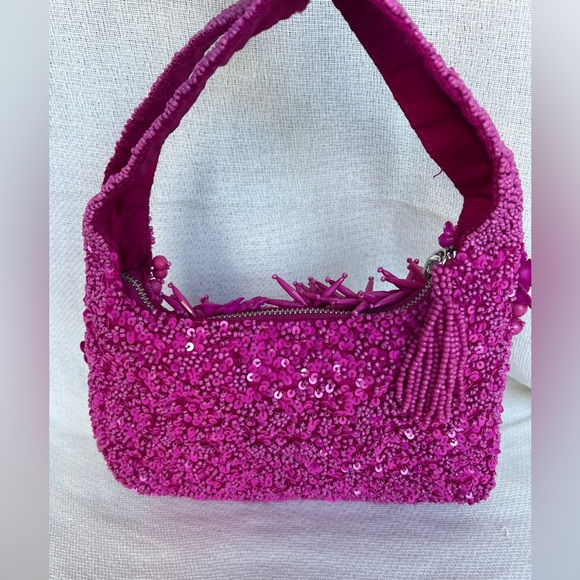 VIRAL HANDMADE FUCHSIA BEADED BAG w/ FLOWER DETAILS, NWT *LAST IN STOCK* - Picture 3 of 8